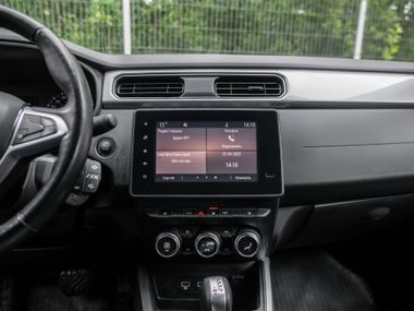 Renault Arkana 2021 года, 186 000 км - вид 9