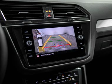 Volkswagen Tiguan 2022 года, 15 355 км - вид 10