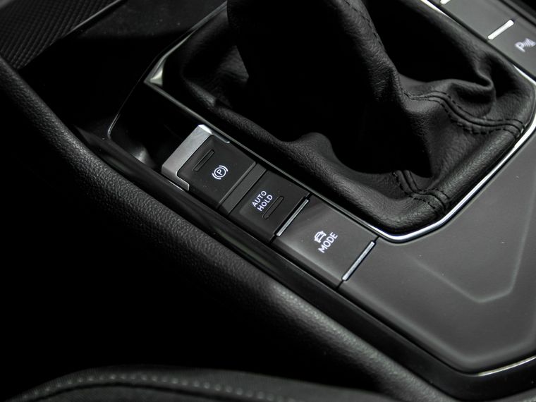 Volkswagen Tiguan 2022 года, 15 355 км - вид 12
