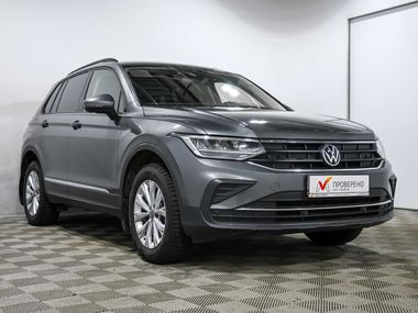 Volkswagen Tiguan 2022 года, 15 355 км - вид 3
