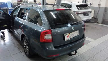 Skoda Octavia 2012 года, 367 270 км - вид 4