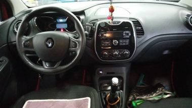 Renault Kaptur 2018 года, 91 000 км - вид 5