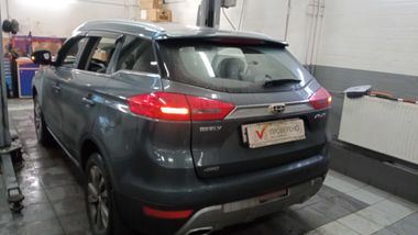 Geely Atlas 2019 года, 80 000 км - вид 4