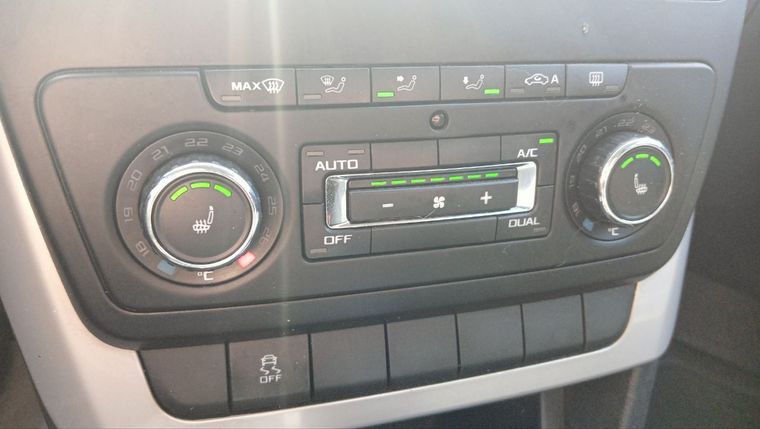 Skoda Yeti 2014 года, 208 354 км - вид 11