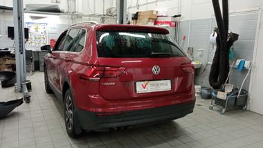 Volkswagen Tiguan 2019 года, 20 678 км - вид 3