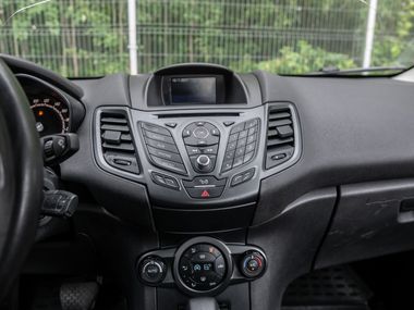 Ford Fiesta 2016 года, 191 502 км - вид 7
