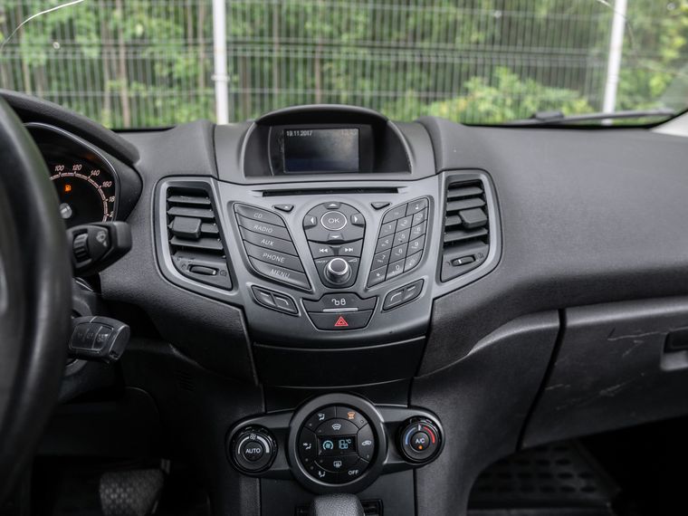Ford Fiesta 2016 года, 191 502 км - вид 7