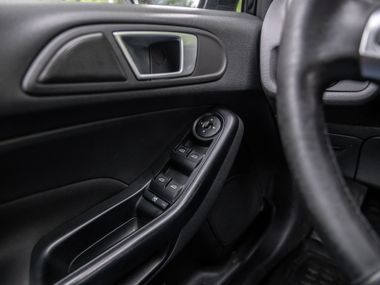 Ford Fiesta 2016 года, 191 502 км - вид 9