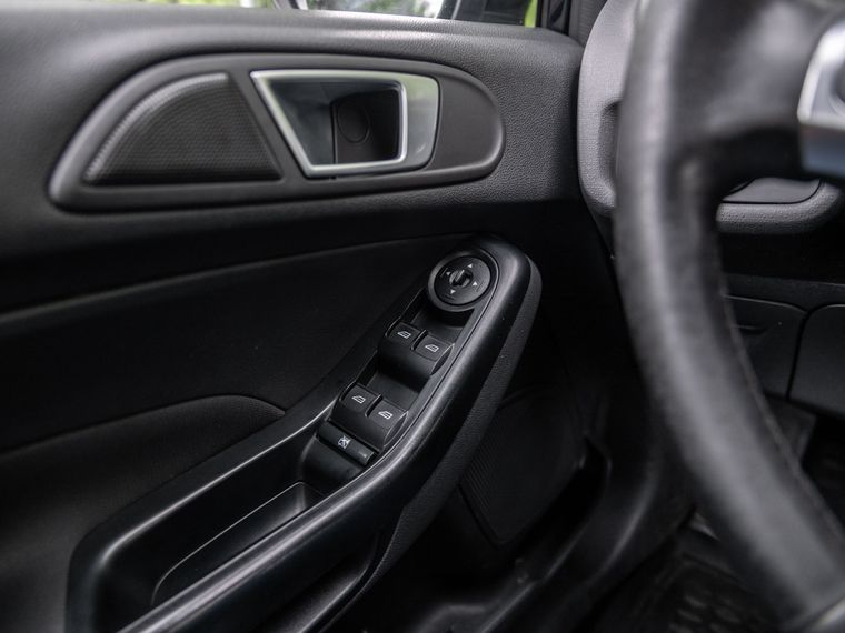 Ford Fiesta 2016 года, 191 502 км - вид 9