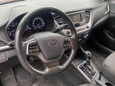 Hyundai Solaris 2018 года, 140 750 км - вид 10