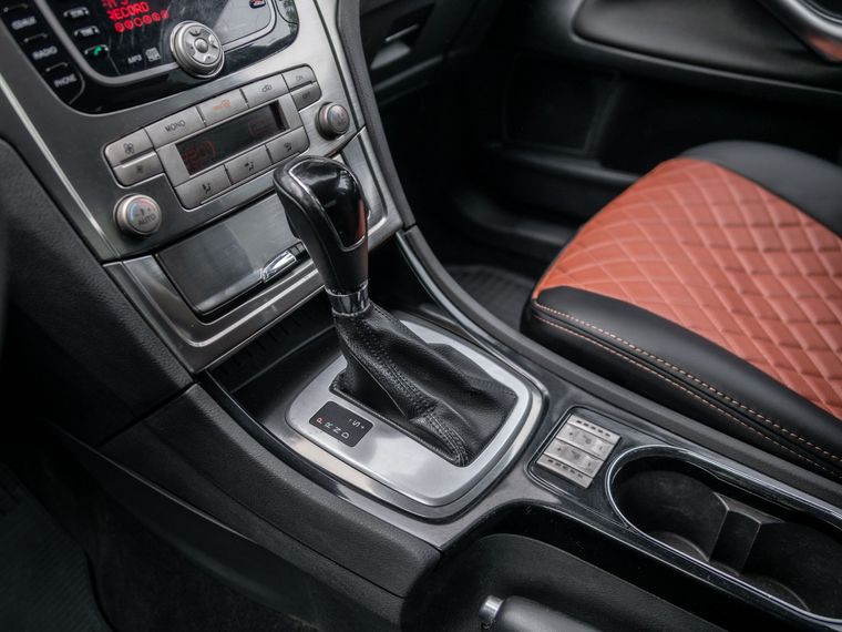 Ford Mondeo 2010 года, 359 771 км - вид 8