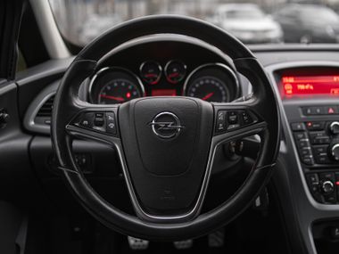 Opel Astra GTC 2012 года, 174 460 км - вид 6