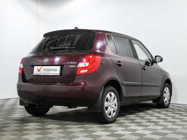 Skoda Fabia 2012 года, 102 940 км - вид 5