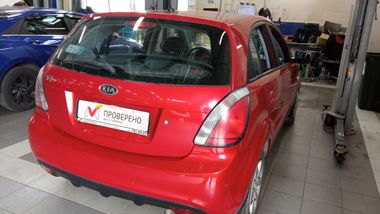 KIA Rio 2011 года, 89 869 км - вид 3