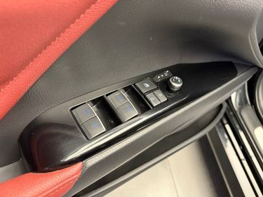 Toyota Camry 2022 года, 60 000 км - вид 17