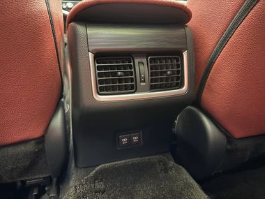 Toyota Camry 2022 года, 60 000 км - вид 24