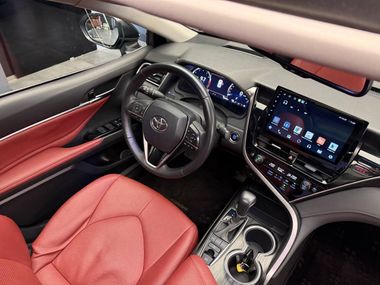 Toyota Camry 2022 года, 60 000 км - вид 9