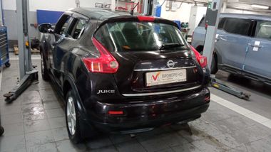 Nissan Juke 2013 года, 124 267 км - вид 4