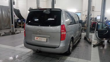 Hyundai Grand Starex 2015 года, 129 119 км - вид 3