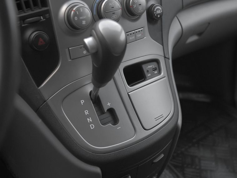 Hyundai Grand Starex 2015 года, 130 048 км - вид 9