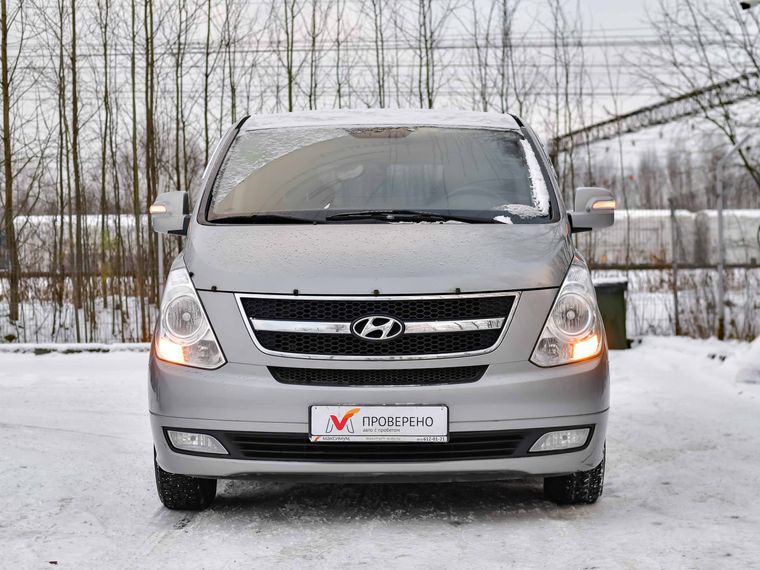 Hyundai Grand Starex 2015 года, 130 048 км - вид 3