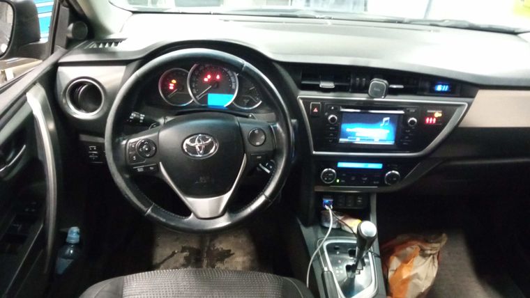 Toyota Auris 2014 года, 174 317 км - вид 5