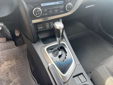 Toyota Auris 2014 года, 174 317 км - вид 13
