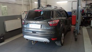 Ford Kuga 2018 года, 126 065 км - вид 3