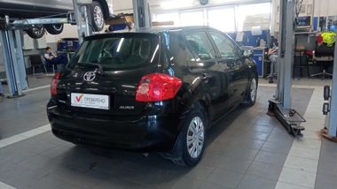 Toyota Auris 2007 года, 188 390 км - вид 3