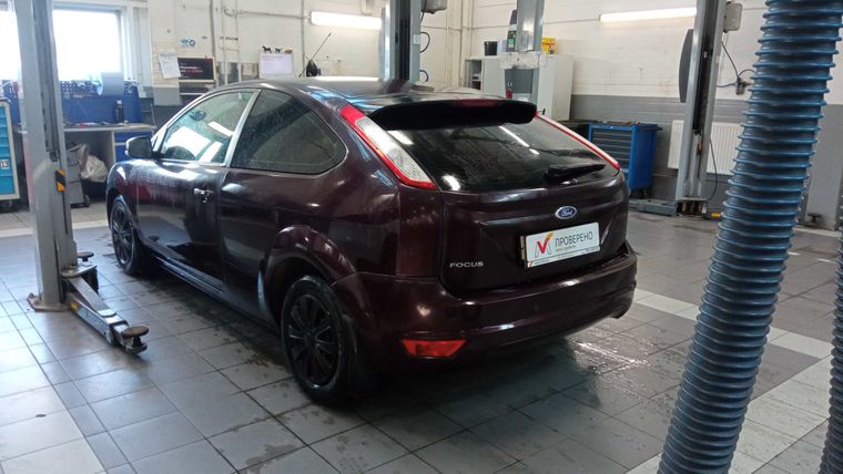 Ford Focus 2010 года, 132 552 км - вид 4