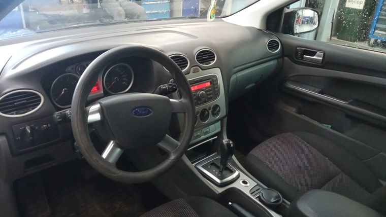 Ford Focus 2010 года, 132 552 км - вид 5