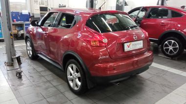 Nissan Juke 2012 года, 65 396 км - вид 4