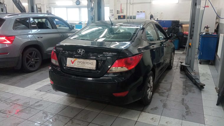 Hyundai Solaris 2012 года, 292 343 км - вид 3