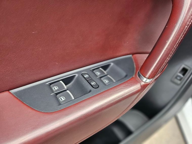 Volkswagen Touareg 2017 года, 229 990 км - вид 12