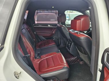 Volkswagen Touareg 2017 года, 229 990 км - вид 14