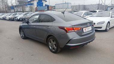 Hyundai Solaris 2020 года, 87 444 км - вид 6