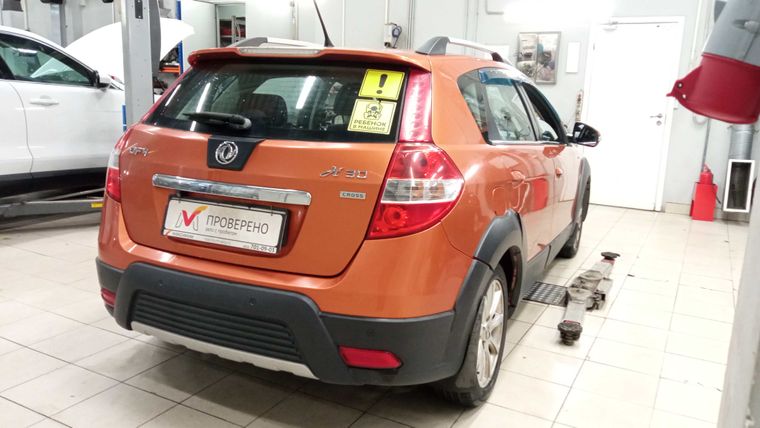Dongfeng H30 Cross 2014 года, 86 000 км - вид 3
