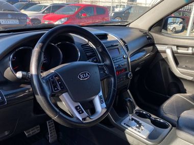 Kia Sorento 2011 года, 362 769 км - вид 10