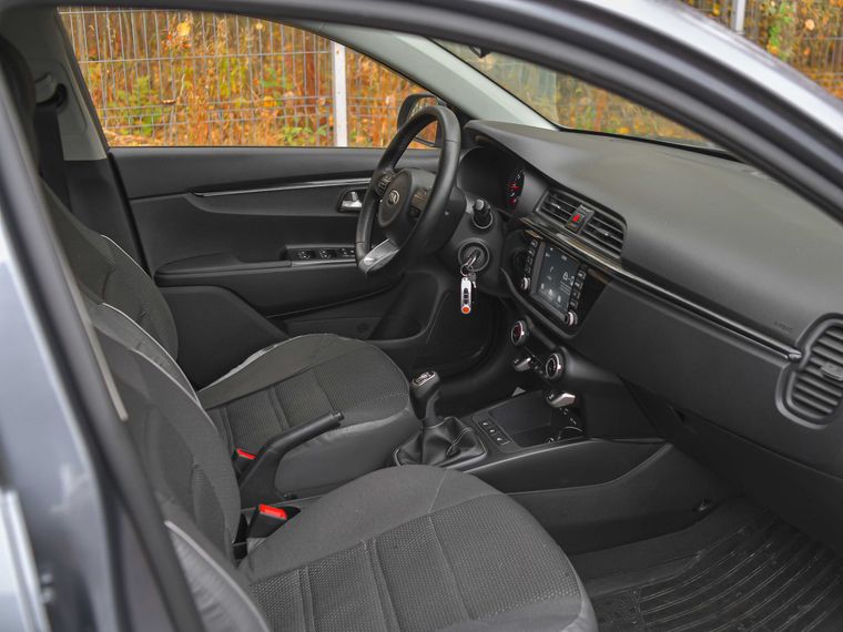 KIA Rio 2018 года, 104 000 км - вид 15