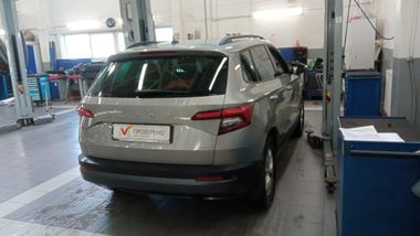 Skoda Karoq 2020 года, 28 303 км - вид 3