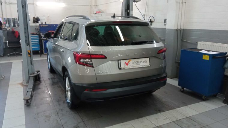 Skoda Karoq 2020 года, 28 303 км - вид 4