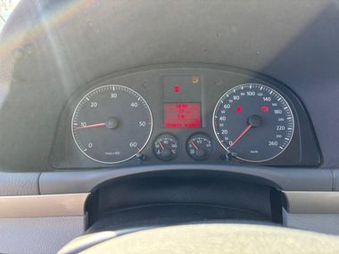 Volkswagen Touran 2009 года, 355 027 км - вид 8