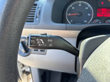 Volkswagen Touran 2009 года, 355 027 км - вид 9