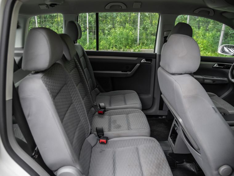 Volkswagen Touran 2009 года, 355 027 км - вид 13