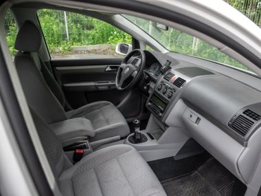 Volkswagen Touran 2009 года, 355 027 км - вид 14
