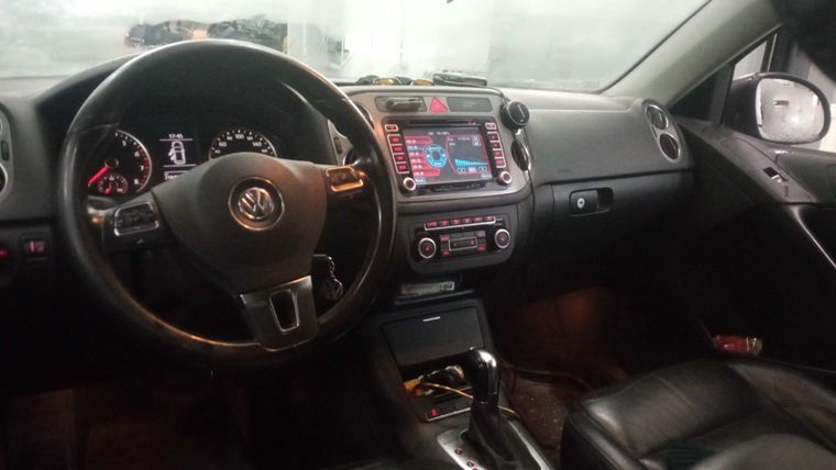 Volkswagen Tiguan 2011 года, 210 411 км - вид 5