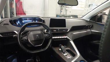 Peugeot 3008 2018 года, 37 225 км - вид 5