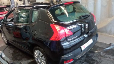 Peugeot 3008 2011 года, 114 000 км - вид 4