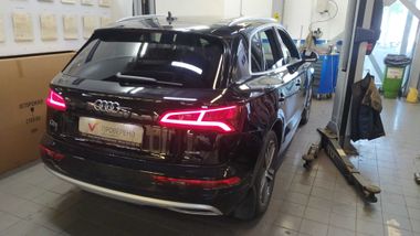 Audi Q5 2019 года, 73 866 км - вид 3