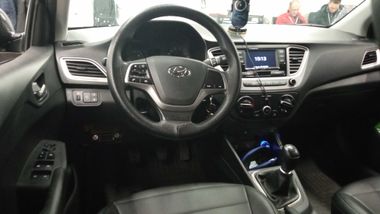 Hyundai Solaris 2020 года, 112 056 км - вид 5